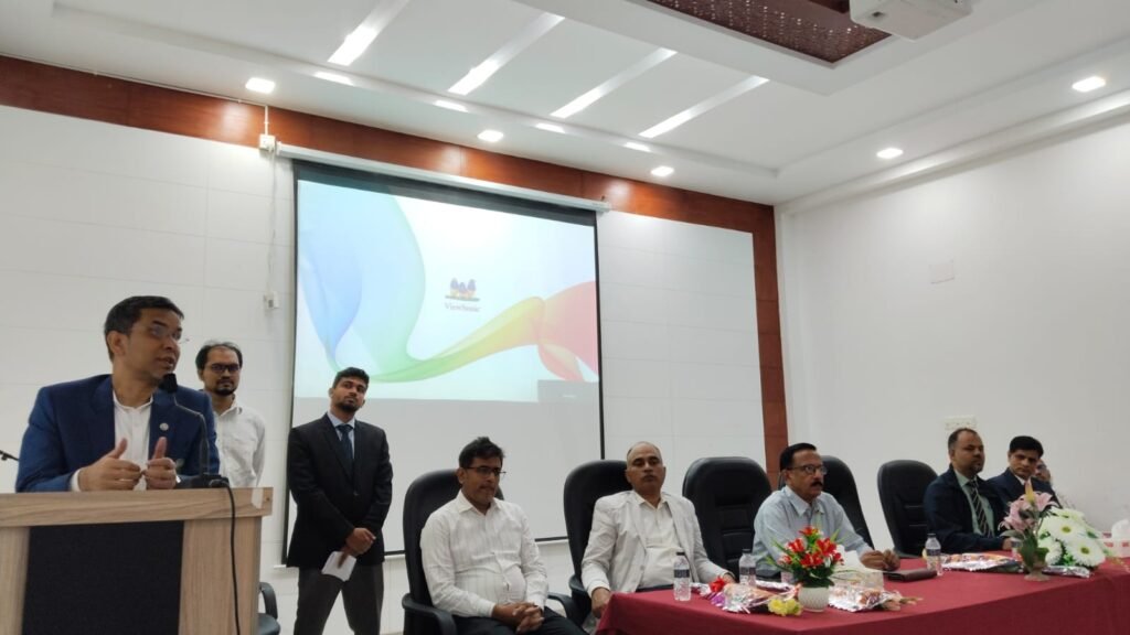 যবিপ্রবিতে বিদ্যুৎ ও জ্বালানি খাতে প্রযুক্তিগত চ্যালেঞ্জ মোকাবিলা শীর্ষক সিম্পোজিয়াম অনুষ্ঠিত 