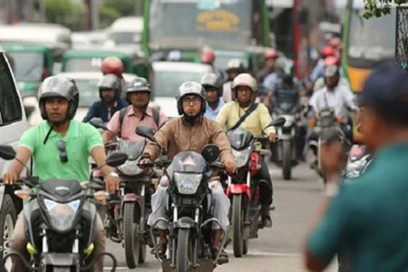 আজ রাত ১২টা থেকে সারা দেশে মোটরসাইকেল চলাচল বন্ধ