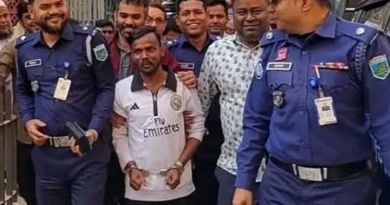 ধর্ষণ মামলায় কারাগারে হিরো আলম ধর্ষণ মামলায় কারাগারে হিরো আলম