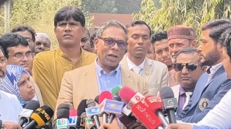 এক লাখ স্বাস্থ্যকর্মী দ্রুত নিয়োগ করা হবে: স্বাস্থ্য প্রতিমন্ত্রী