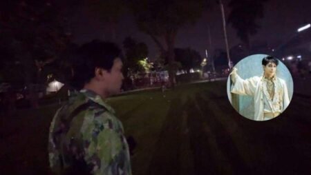 ‘সুদর্শন পুরুষ’ এডলফ খানকে ঢাবির কার্জন হলে আটকে রেখেছেন একদল শিক্ষার্থী