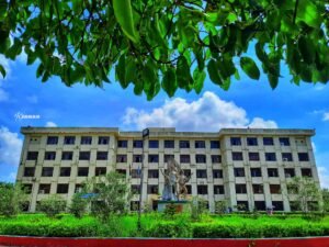 নোবিপ্রবিতে পিএইচডির ভাতা কমিয়ে ২৫ হাজার : গবেষকদের অসন্তোষ