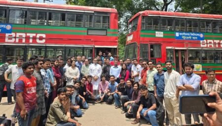 জাবিতে শাখা ছাত্রদলের উদ্যোগে বাস ট্র্যাকিং সিস্টেম চালু