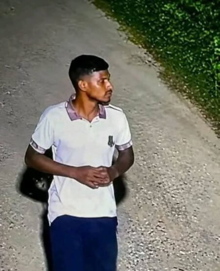 জাবিতে মধ্যরাতে নারী শিক্ষার্থীকে ধর্ষণচেষ্টা, অভিযুক্ত পলাতক